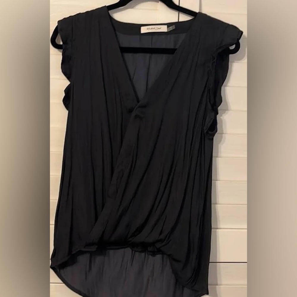 Mustard Seed blousy sleeveless top size medium